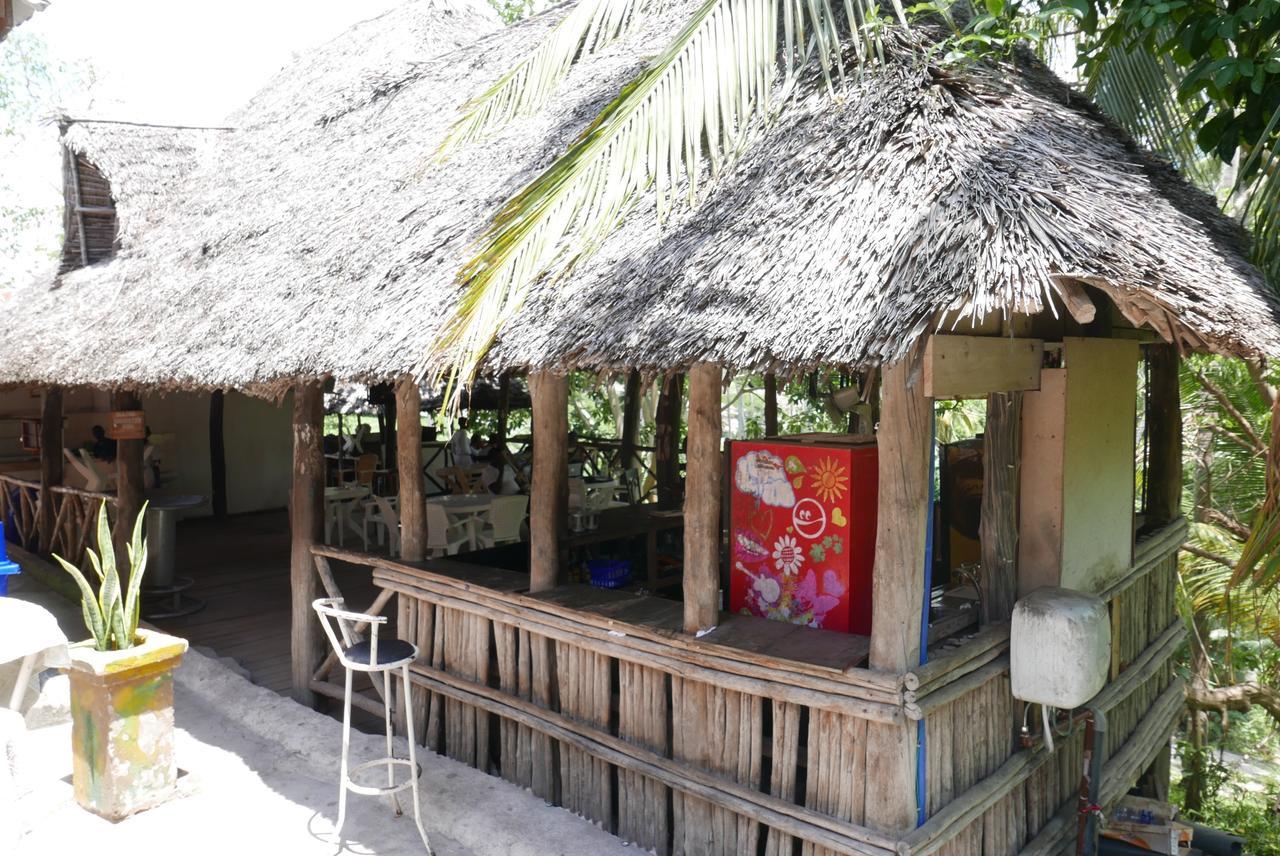 كيليندوني Ibizza Inn المظهر الخارجي الصورة